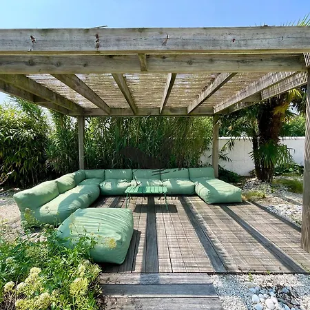 Maison Clarke - Spacieuse Avec Piscine Privative Vila