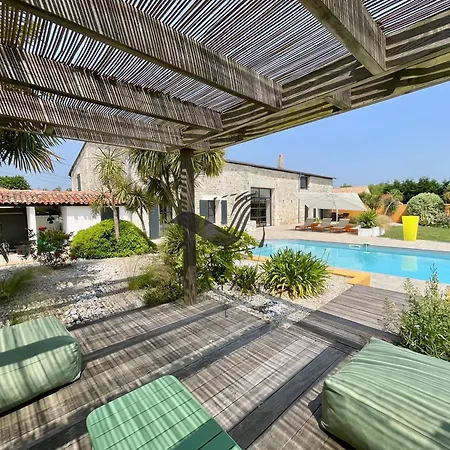 Maison Clarke - Spacieuse Avec Piscine Privative Villa